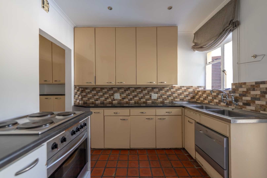 2 Bedroom Property for Sale in Green Point Western Cape